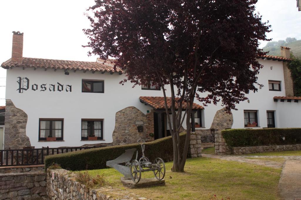 Posada Mellante Pechon Bagian luar foto